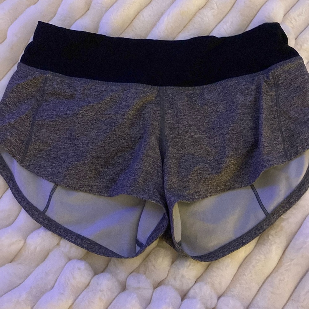 Lululemon speed up low rise lined short 2.5”